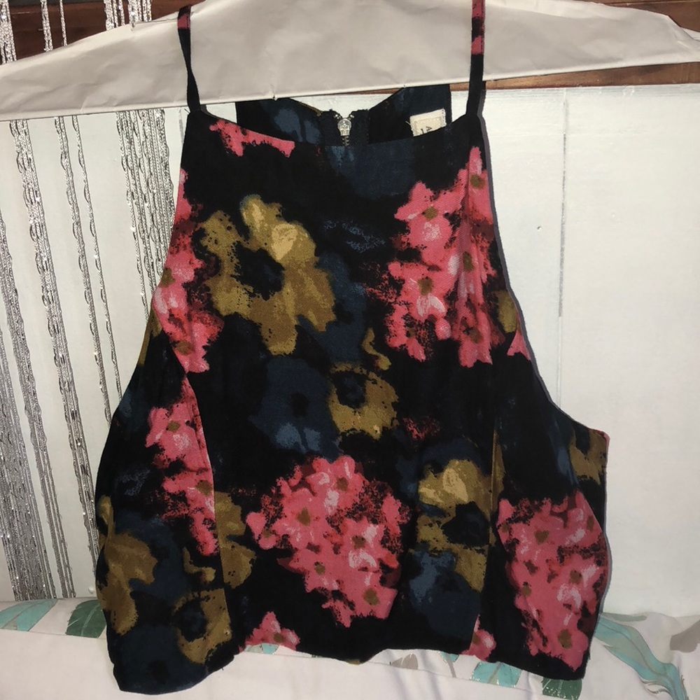 Floral crop top